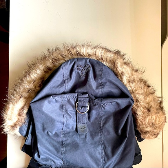Tna THE SUMMIT PARKA - Navy Blue, Small - Excellent Used Condition - Picture 6 of 8